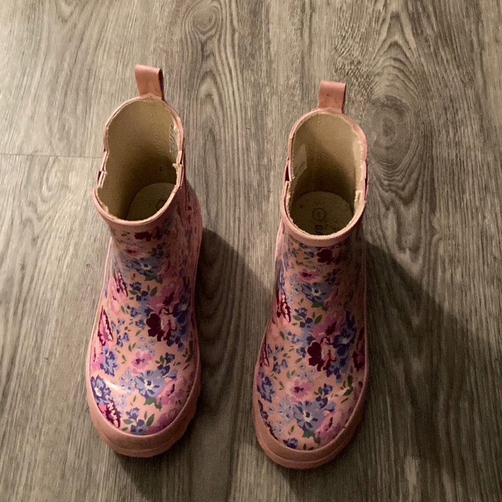 Gardenline Size 7 Women’s Rain ☔️ Ankle Boots 🥾.